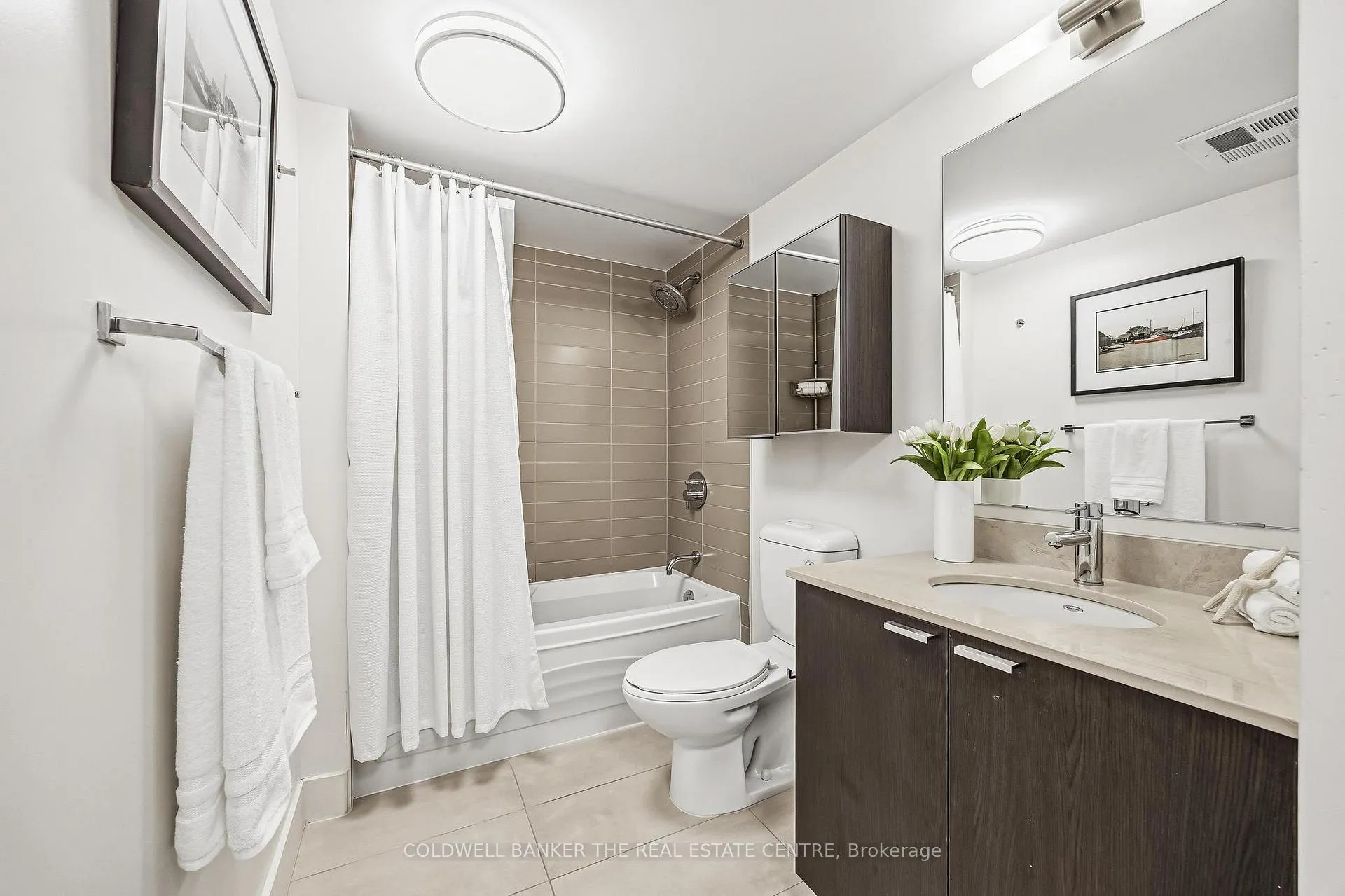 Photo 16 of Unit 912, 23 Sheppard Avenue E, North York, Willowdale East — HOMEH