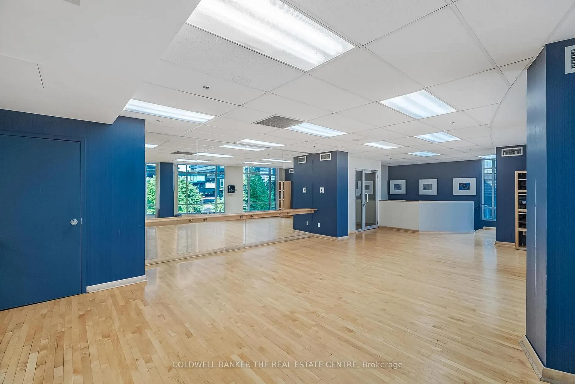 Photo 27 of Unit 912, 23 Sheppard Avenue E, North York, Willowdale East — HOMEH