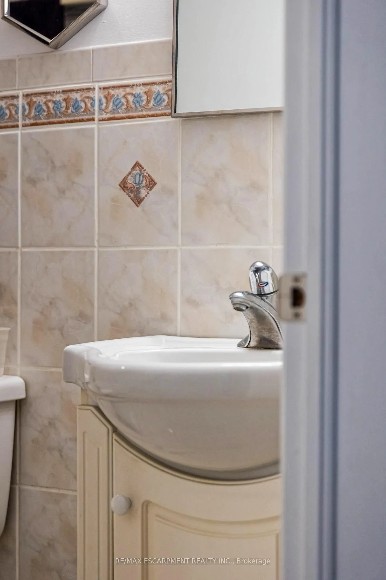 Photo 20 of Unit 805, 8 Woodman Drive S, Hamilton, Corman — HOMEH
