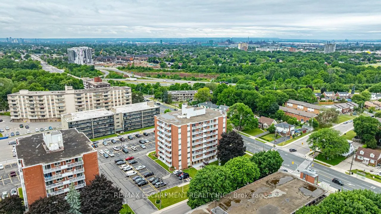 Photo 29 of Unit 805, 8 Woodman Drive S, Hamilton, Corman — HOMEH