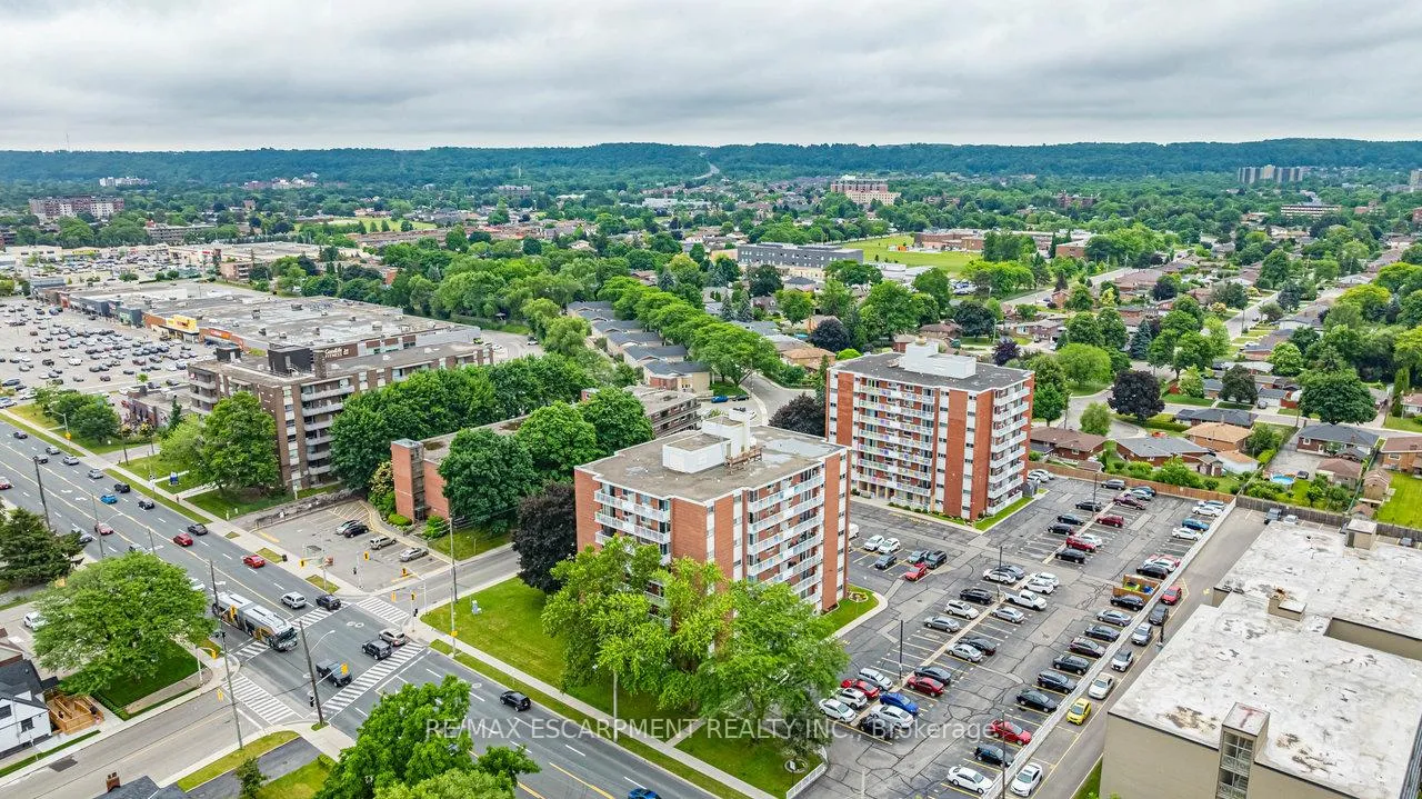 Photo 33 of Unit 805, 8 Woodman Drive S, Hamilton, Corman — HOMEH