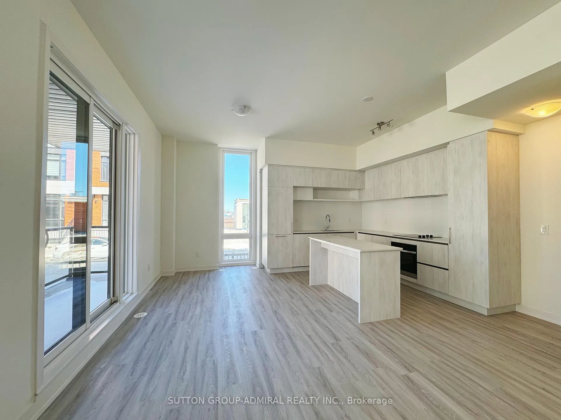 Front of Unit 1412, 15 David Eyer Road