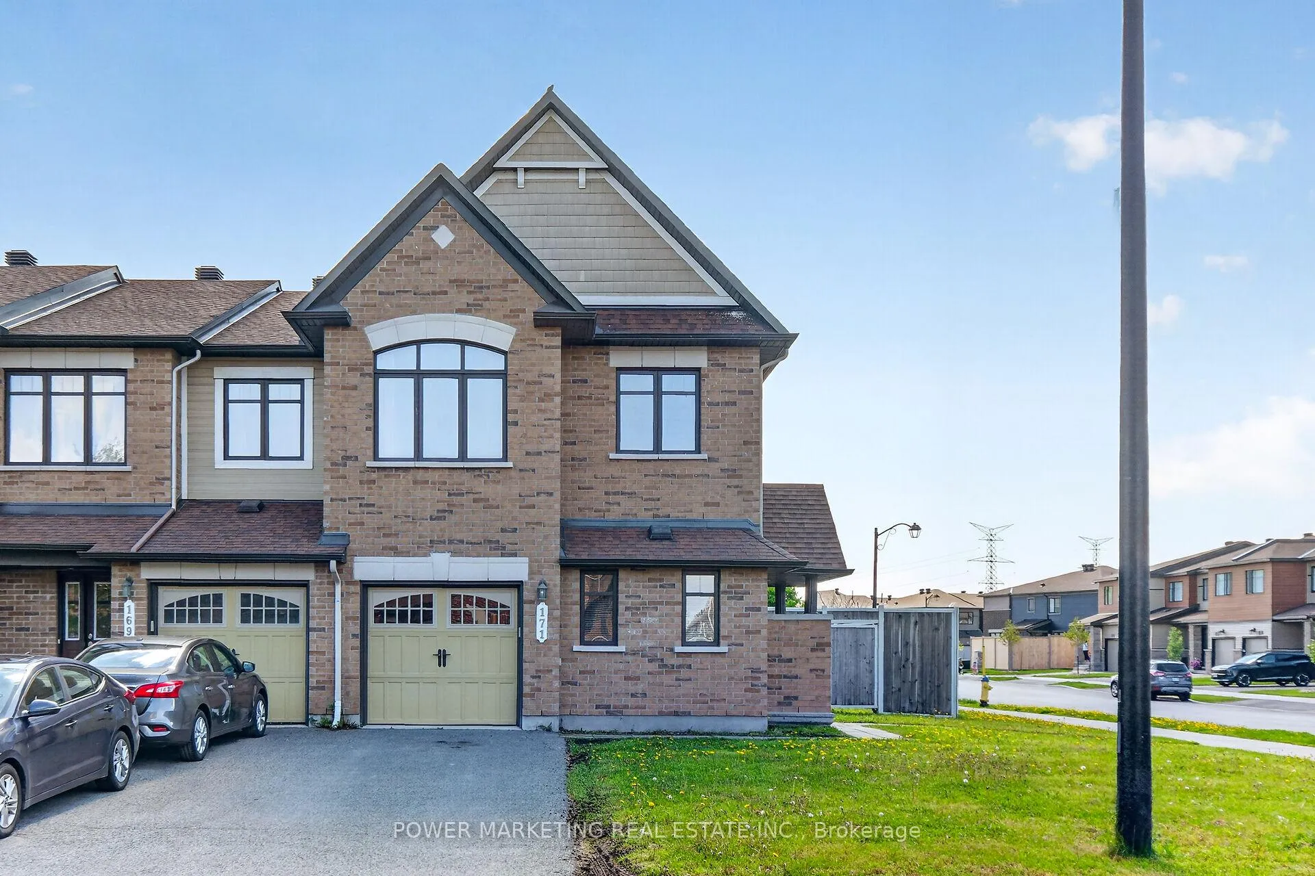 Front of 171 Lerta Way