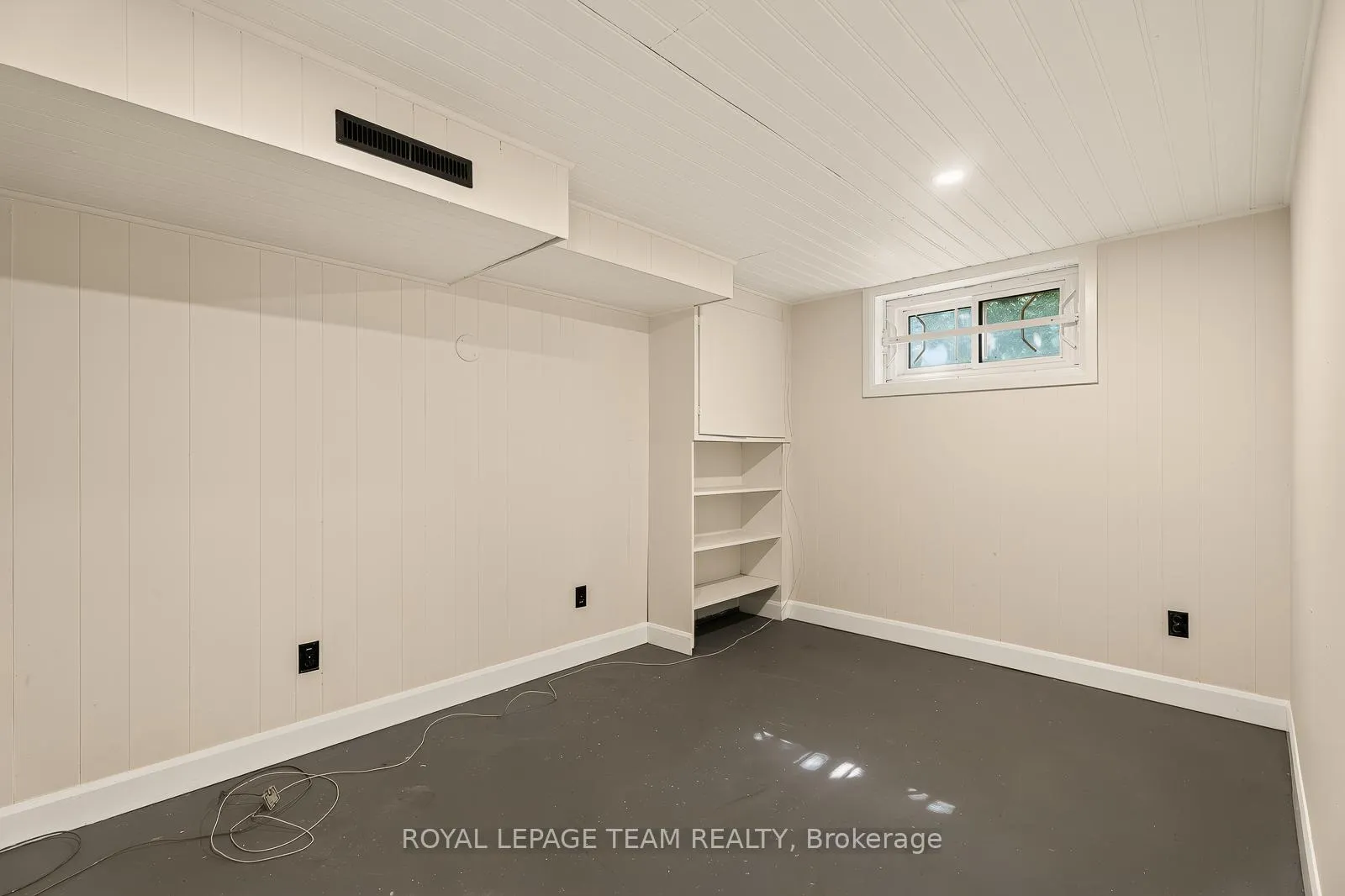 Photo 22 of 2046 Dorval Avenue, Ottawa, Elmvale Acres — HOMEH