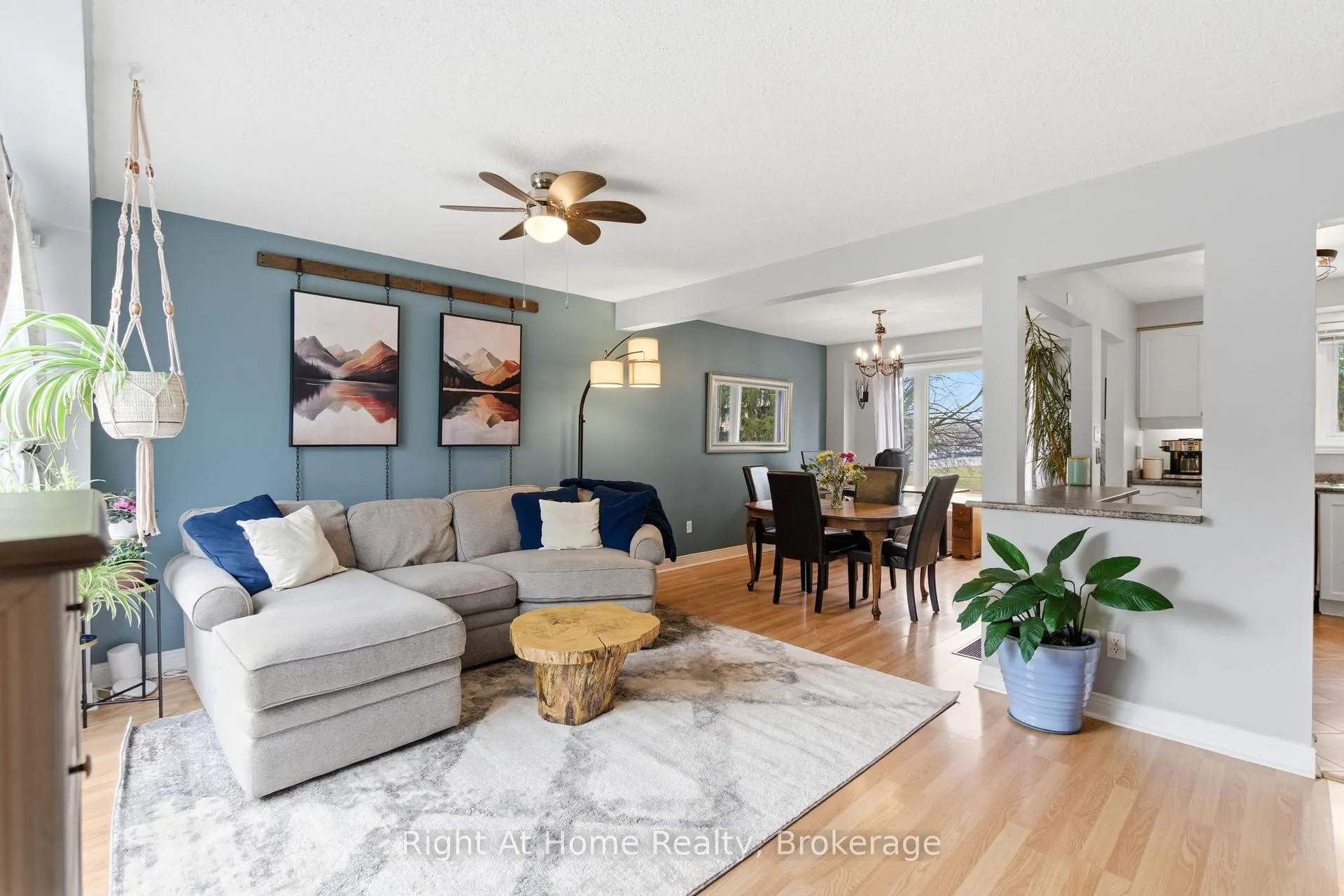 Photo 5 of Unit 12, 303 Garden Street, Whitby, Downtown Whitby — HOMEH