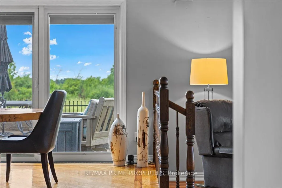 Photo 6 of 800 Fairwinds Terrace, Ottawa, Convent Glen — HOMEH