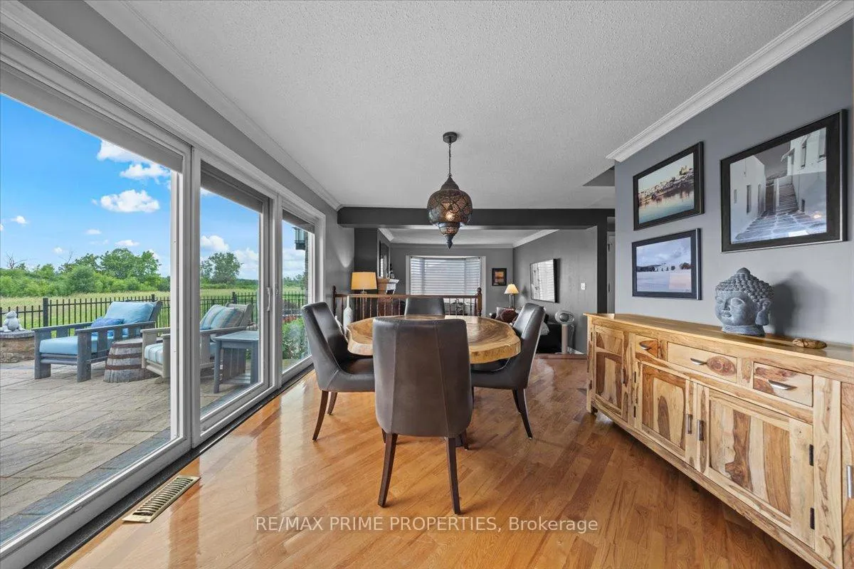 Photo 8 of 800 Fairwinds Terrace, Ottawa, Convent Glen — HOMEH