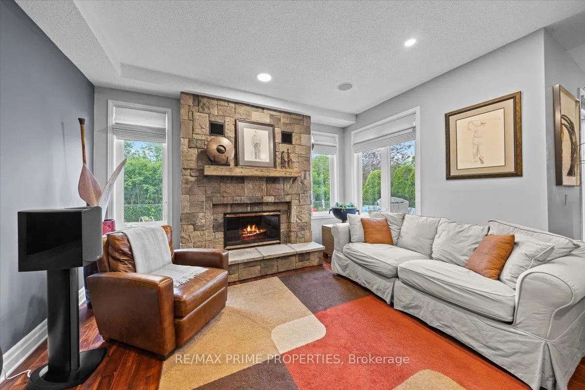 Photo 20 of 800 Fairwinds Terrace, Ottawa, Convent Glen — HOMEH