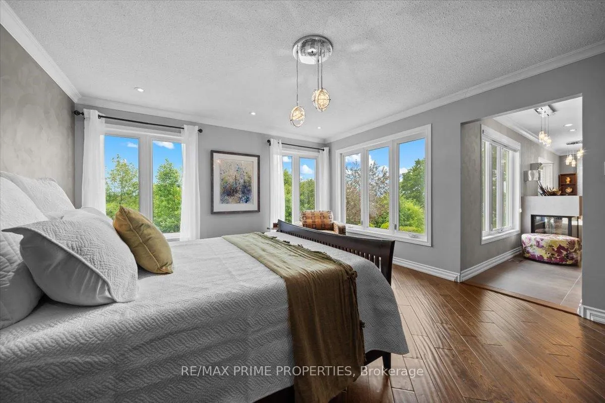Photo 24 of 800 Fairwinds Terrace, Ottawa, Convent Glen — HOMEH