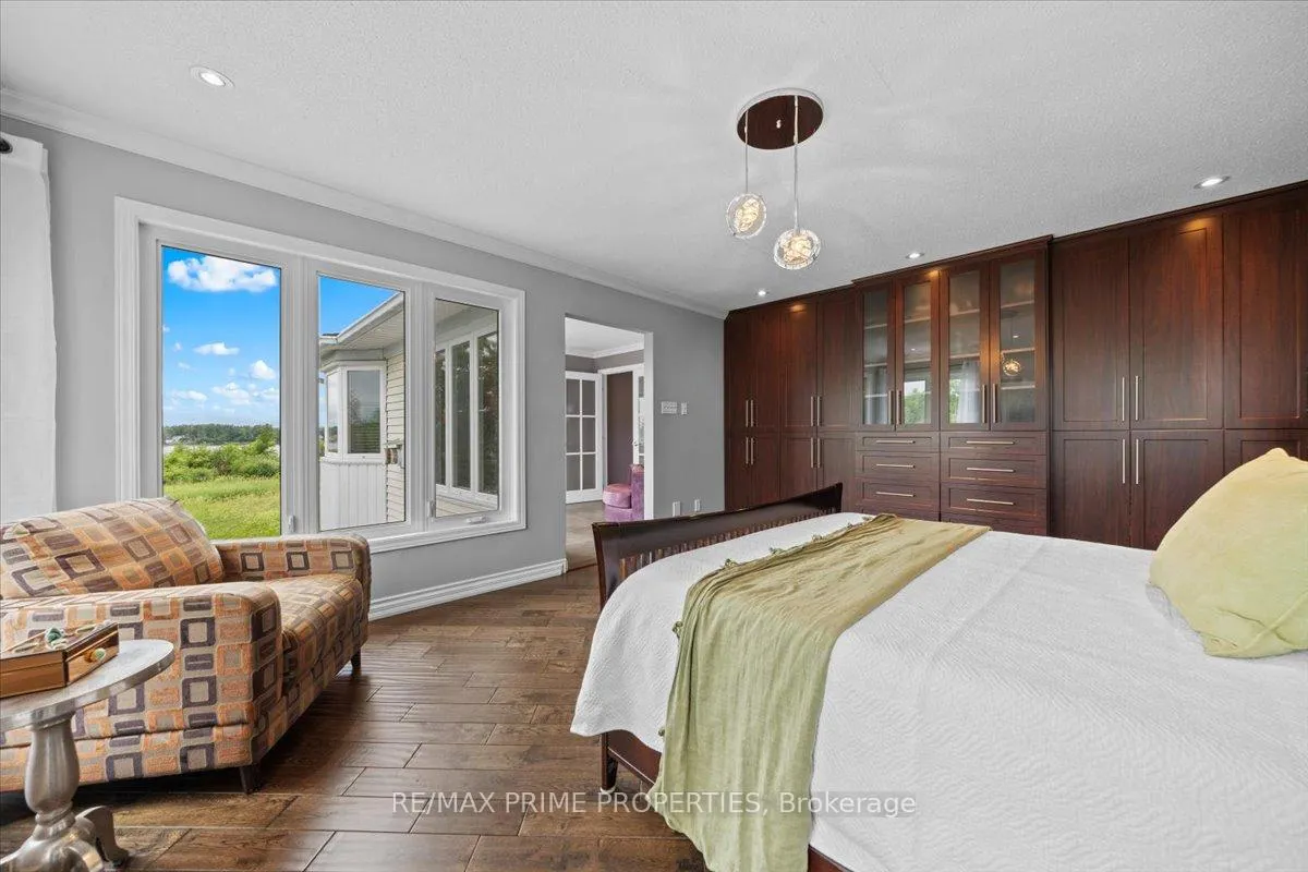 Photo 26 of 800 Fairwinds Terrace, Ottawa, Convent Glen — HOMEH