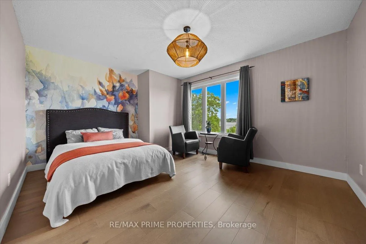 Photo 32 of 800 Fairwinds Terrace, Ottawa, Convent Glen — HOMEH