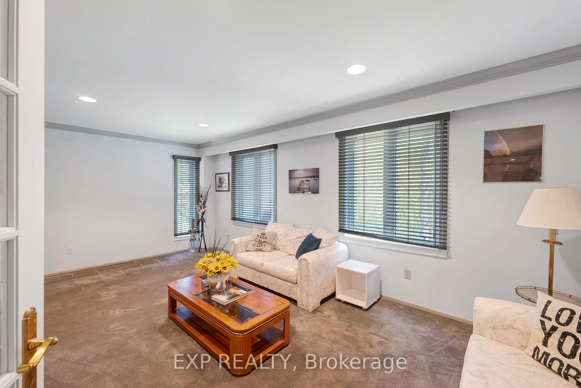 Photo 11 of 43 Abraham Avenue, Markham, Aileen-Willowbrook — HOMEH