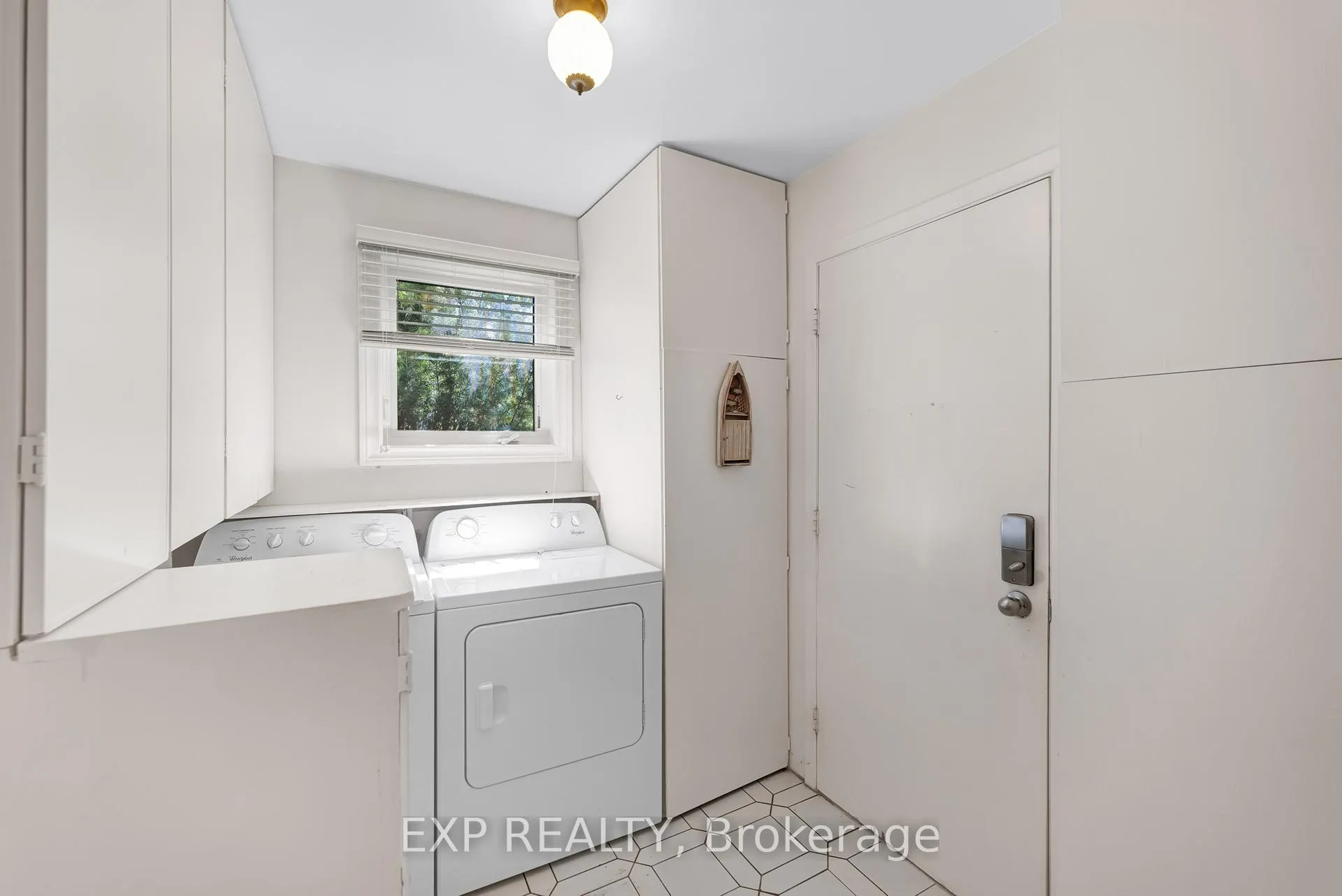 Photo 19 of 43 Abraham Avenue, Markham, Aileen-Willowbrook — HOMEH