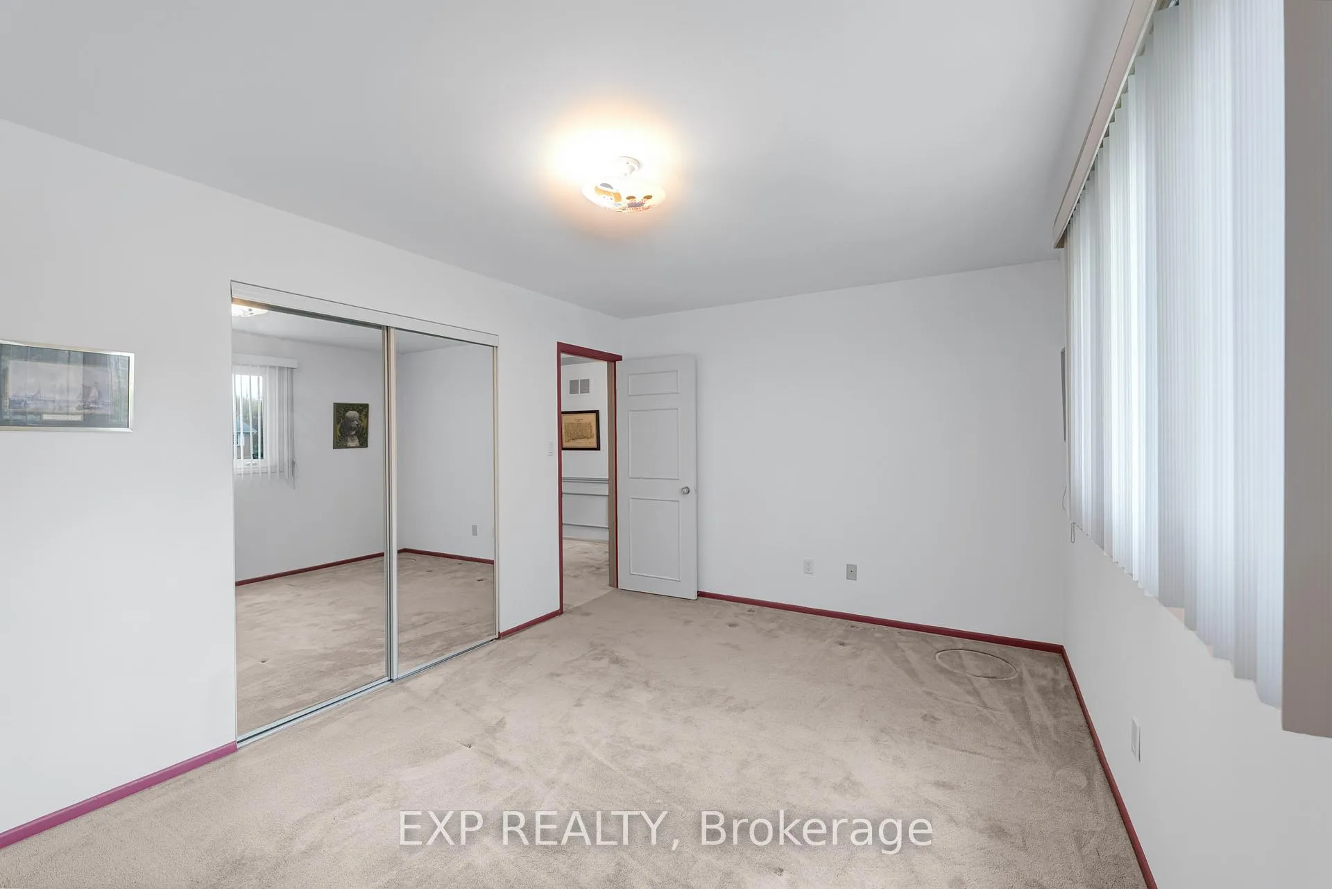 Photo 31 of 43 Abraham Avenue, Markham, Aileen-Willowbrook — HOMEH