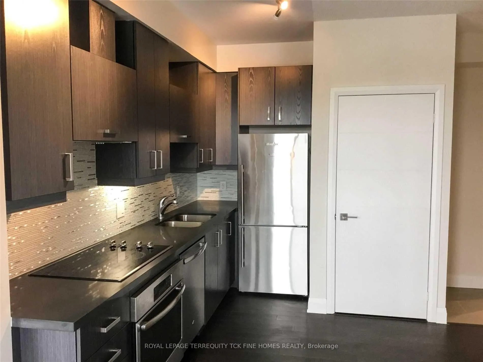 Photo 1 of Unit 522, 28 Uptown Drive, Markham, Unionville — HOMEH