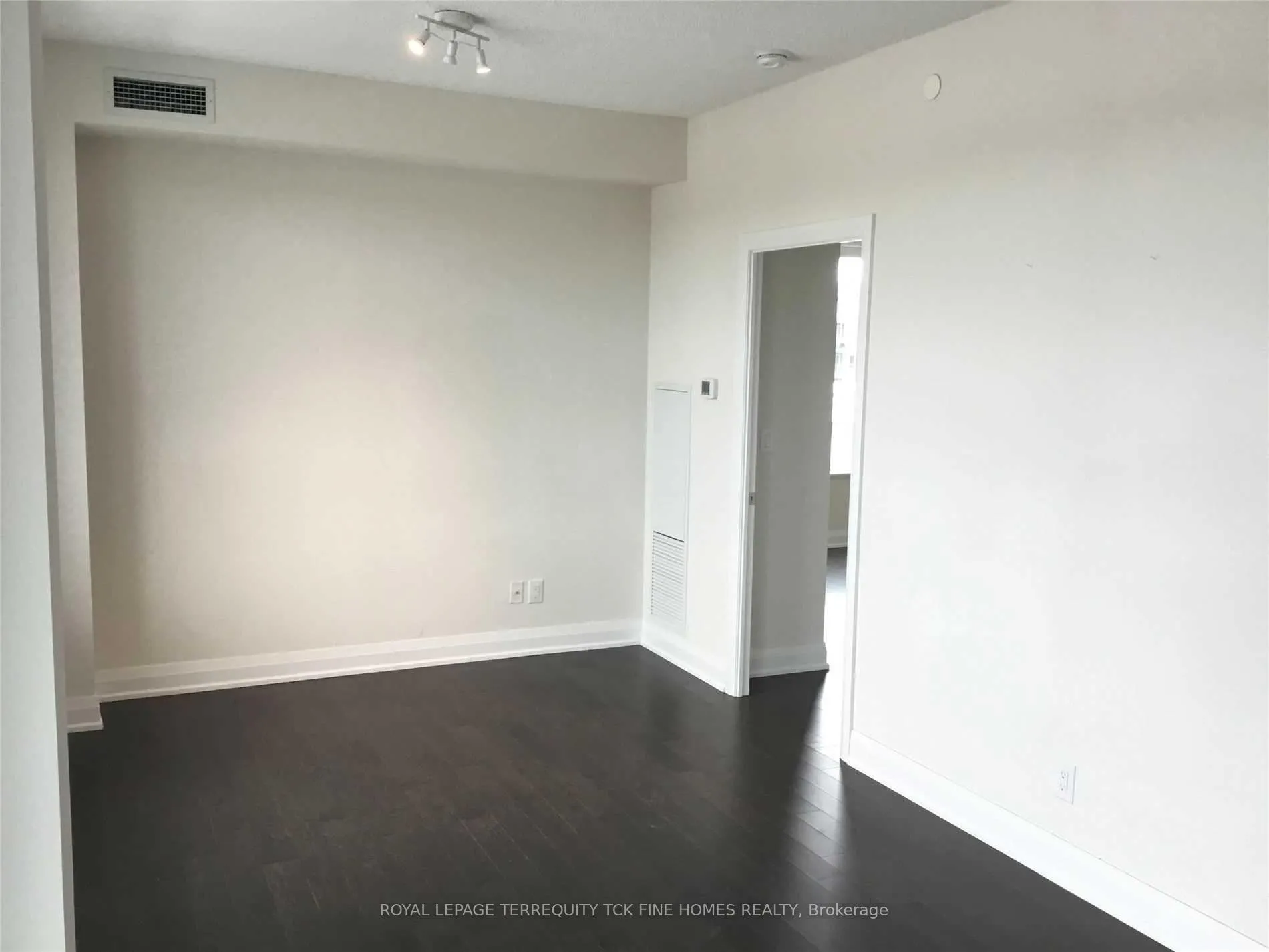 Photo 19 of Unit 522, 28 Uptown Drive, Markham, Unionville — HOMEH