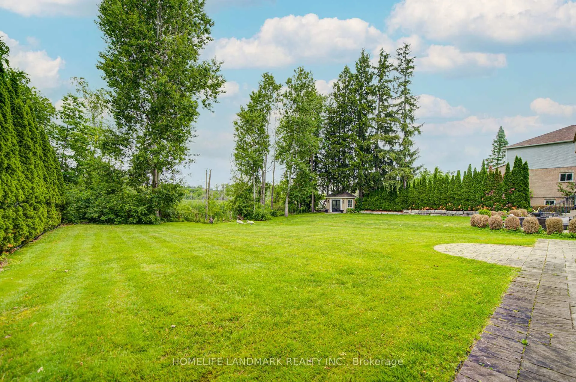 Photo 4 of 86 Snively Street, Richmond Hill, Oak Ridges Lake Wilcox — HOMEH