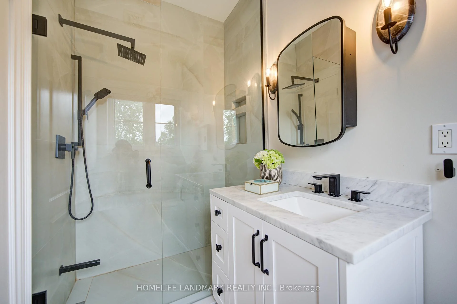 Photo 32 of 86 Snively Street, Richmond Hill, Oak Ridges Lake Wilcox — HOMEH