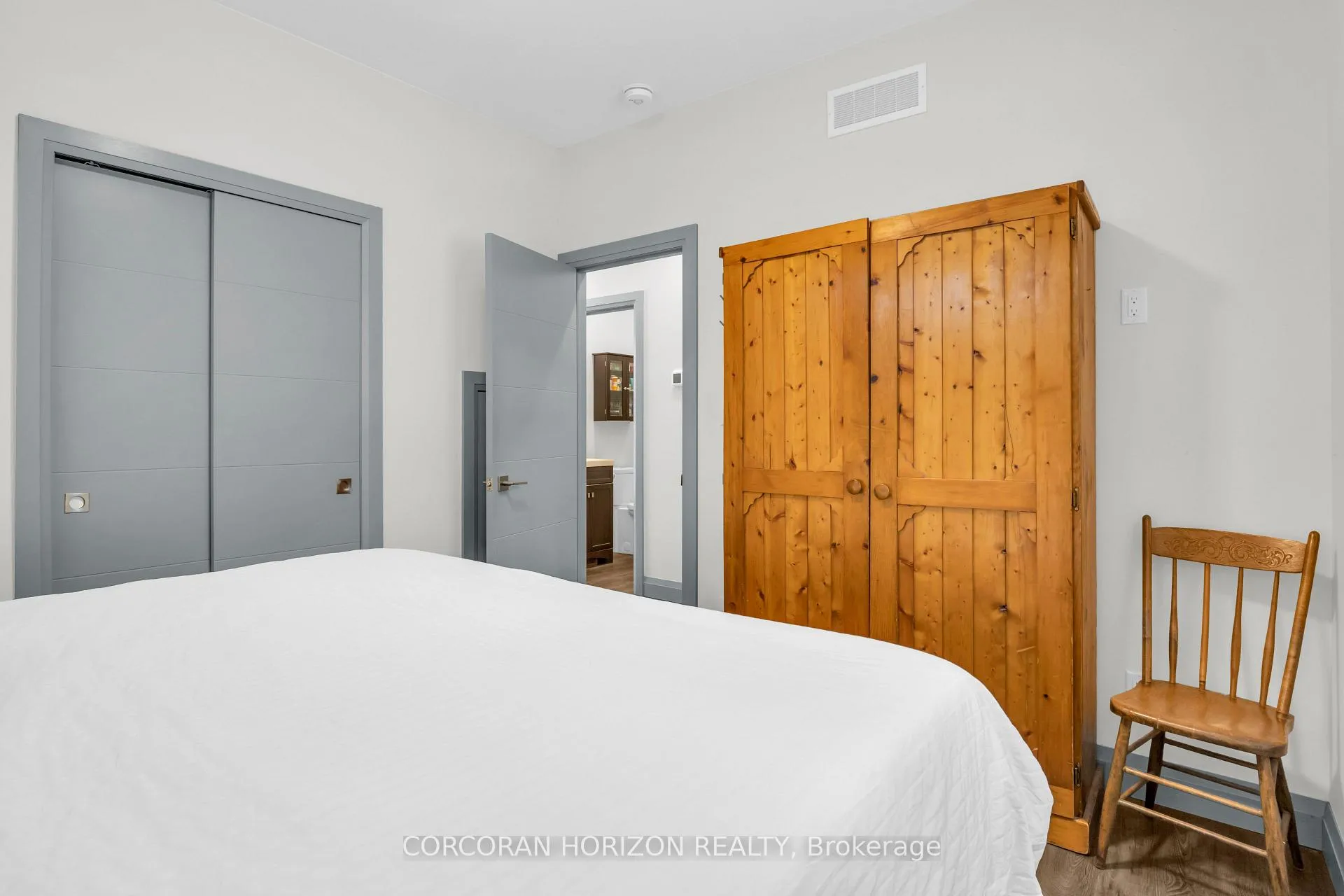 Photo 20 of 21 Cottage Lane, Wilmot — HOMEH