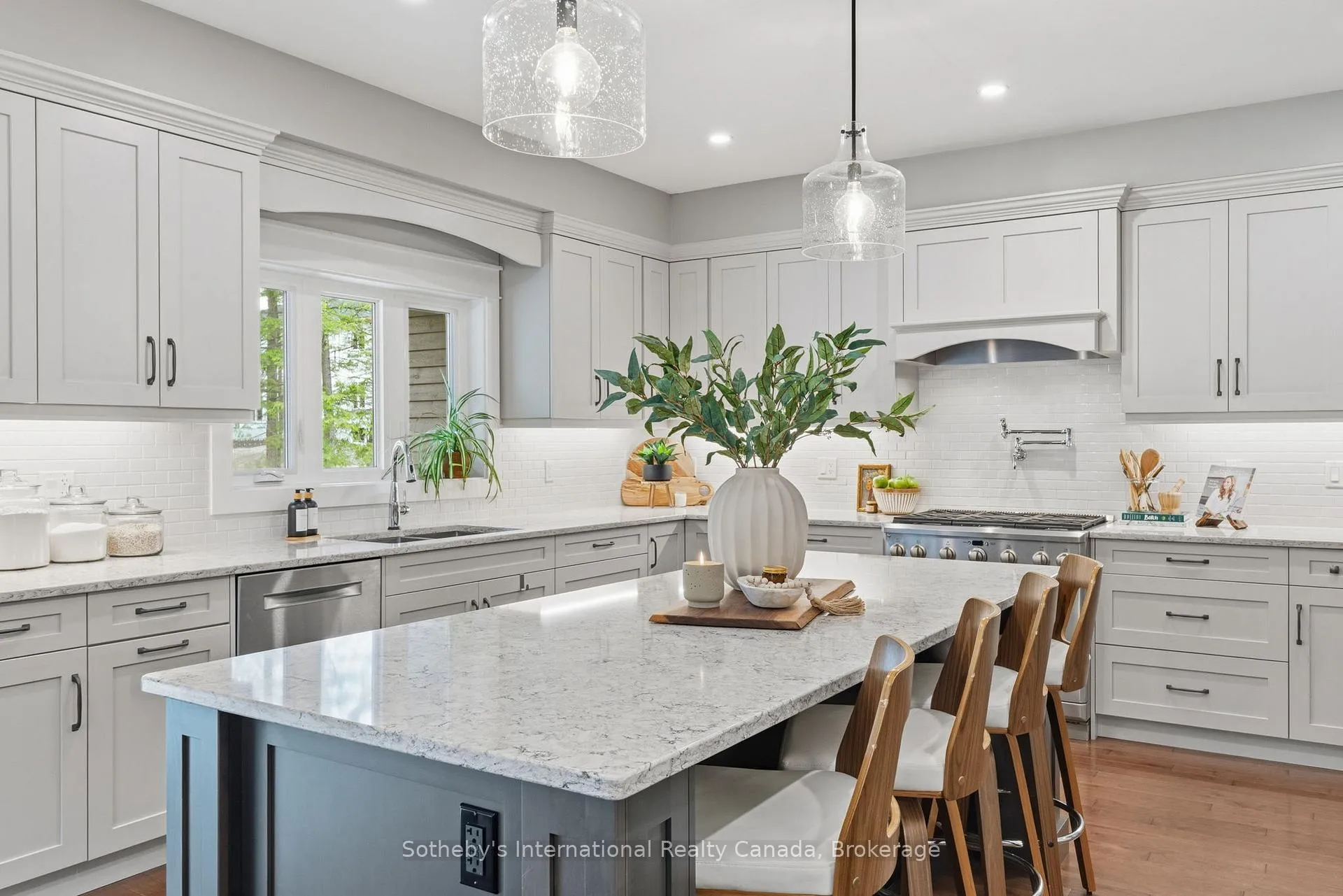 Photo 18 of 145 Blanchard Street E, Gravenhurst, Muskoka (S) — HOMEH