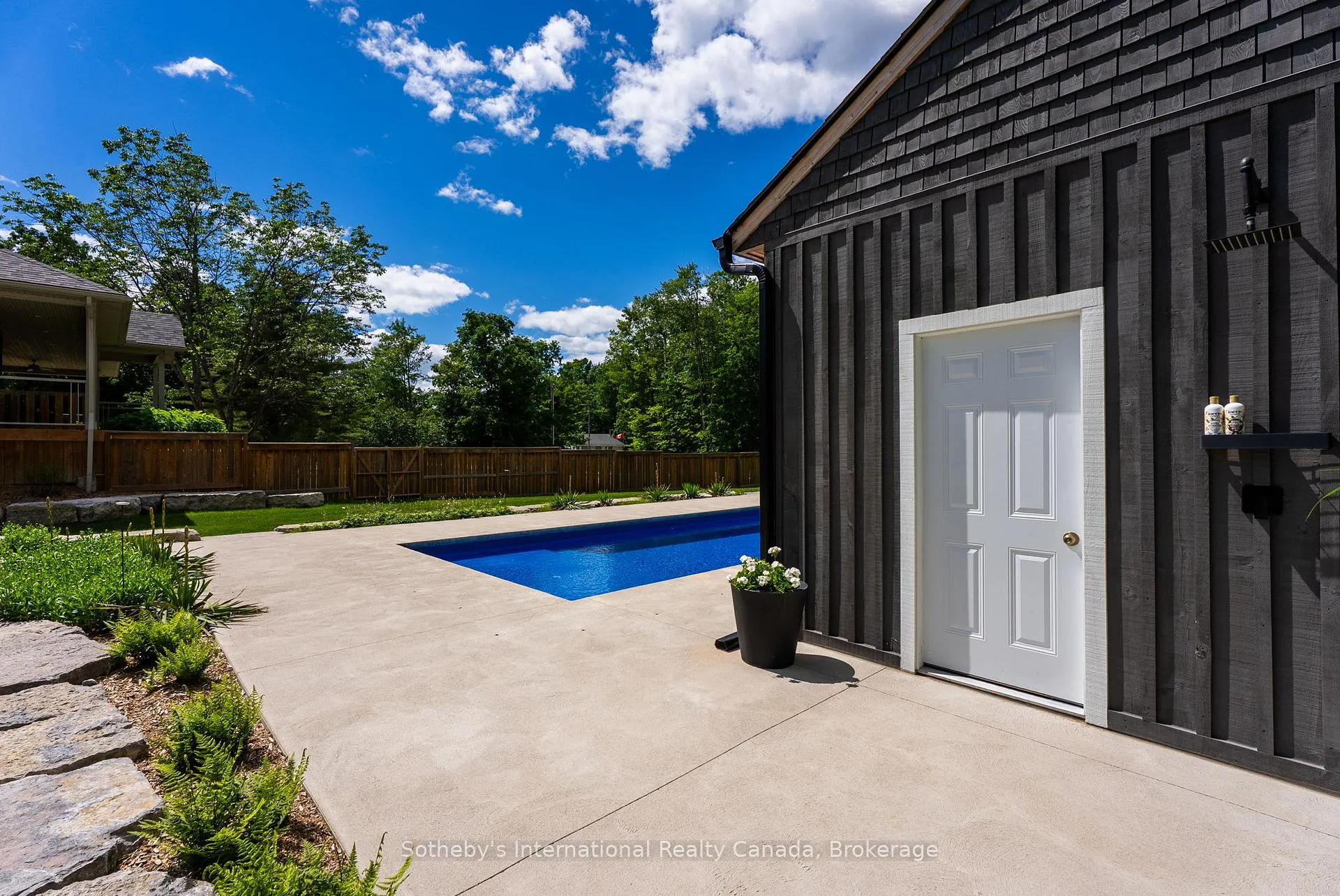 Photo 42 of 145 Blanchard Street E, Gravenhurst, Muskoka (S) — HOMEH