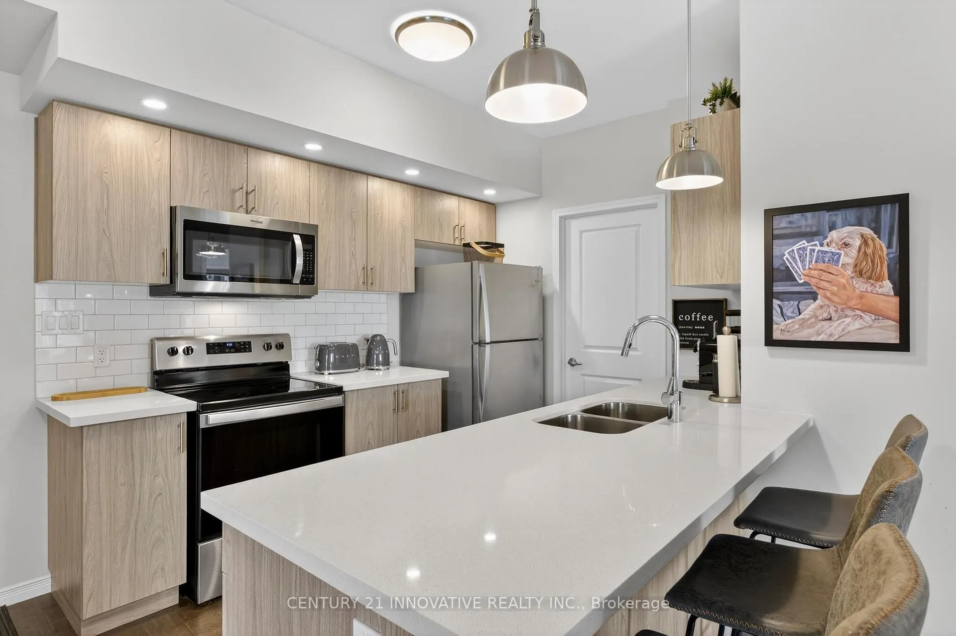 Photo 9 of Unit 210, 340 Florence Drive, Peterborough, Monaghan Ward 2 — HOMEH