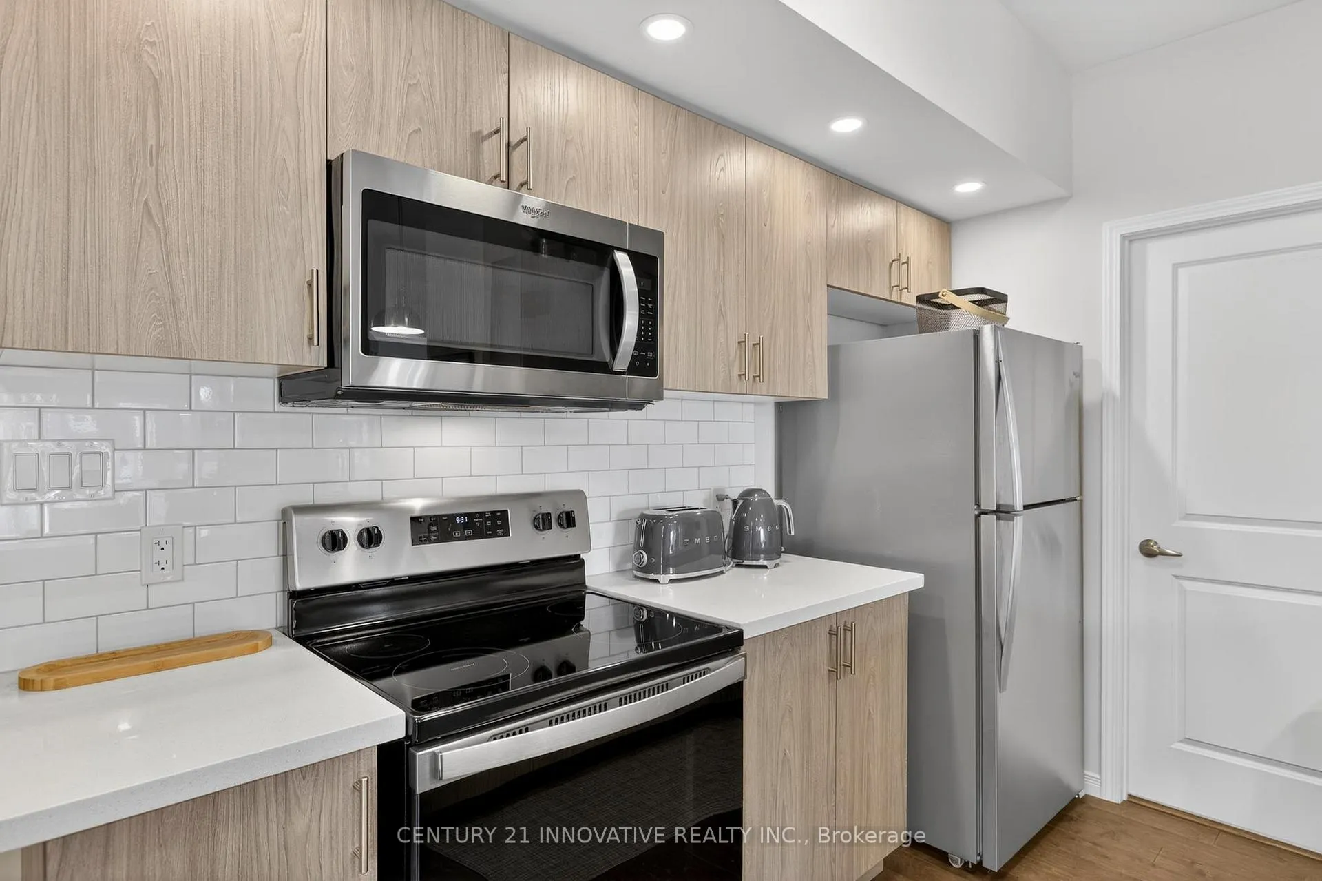 Photo 11 of Unit 210, 340 Florence Drive, Peterborough, Monaghan Ward 2 — HOMEH