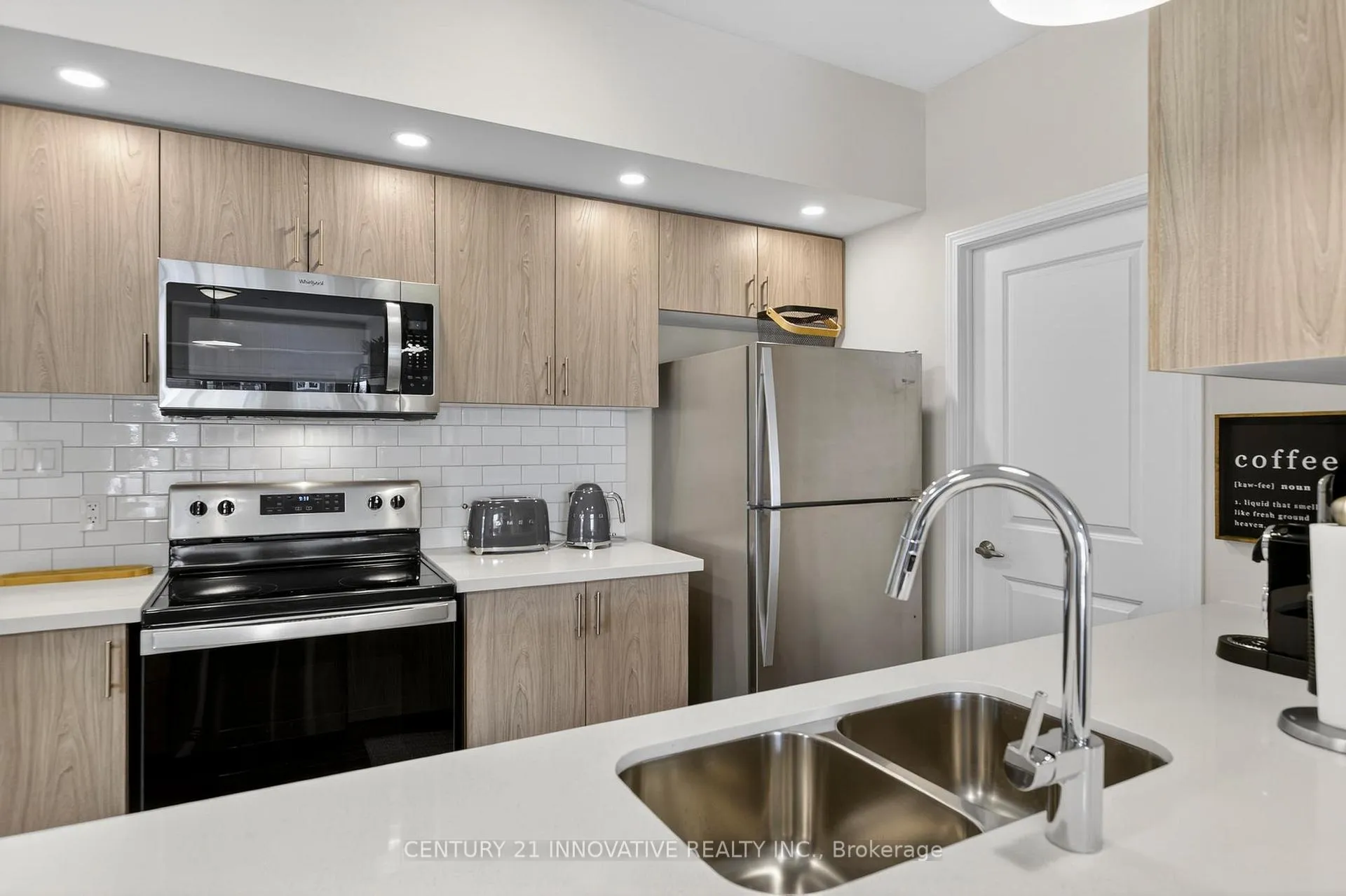 Photo 14 of Unit 210, 340 Florence Drive, Peterborough, Monaghan Ward 2 — HOMEH
