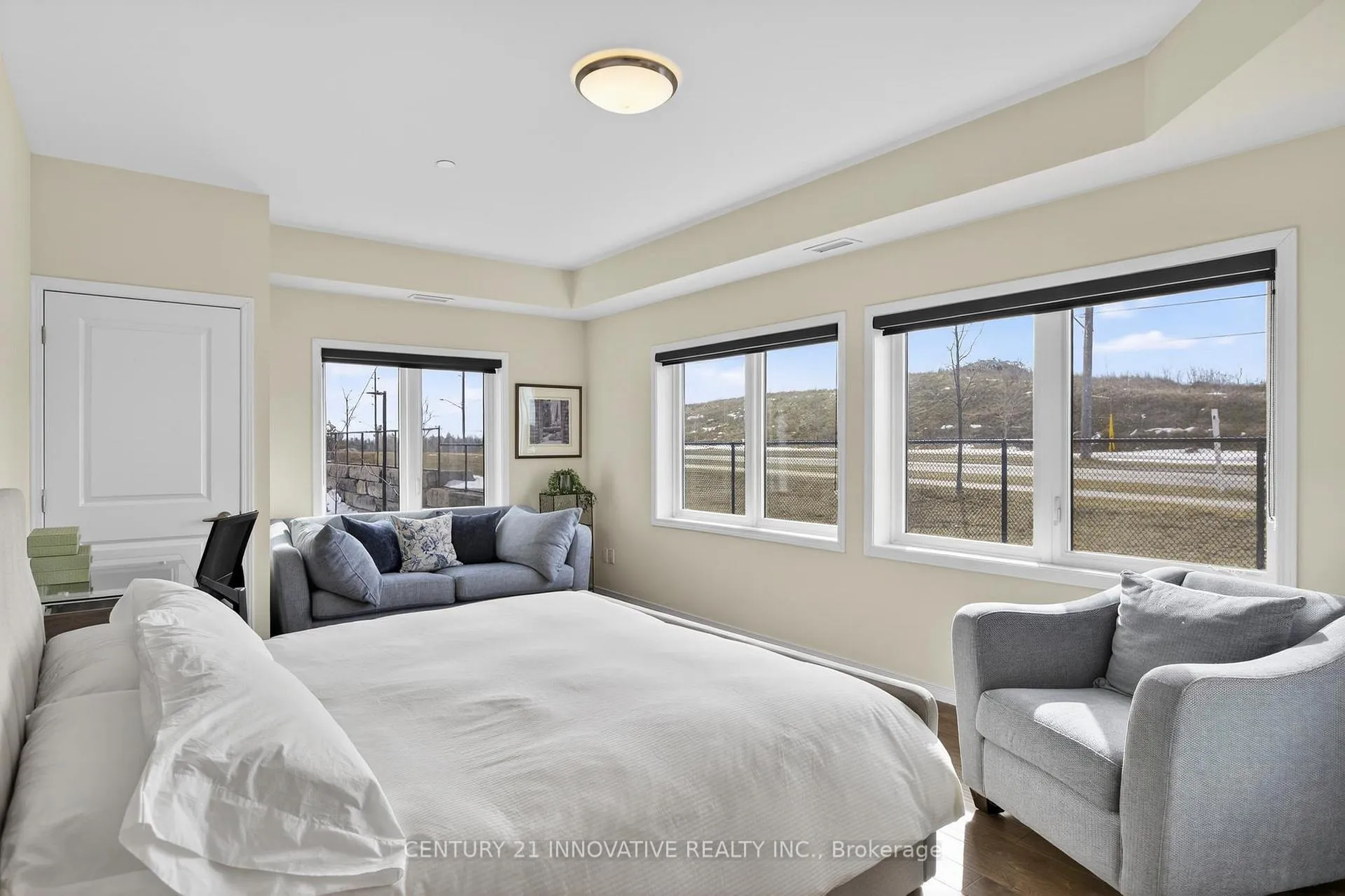 Photo 20 of Unit 210, 340 Florence Drive, Peterborough, Monaghan Ward 2 — HOMEH