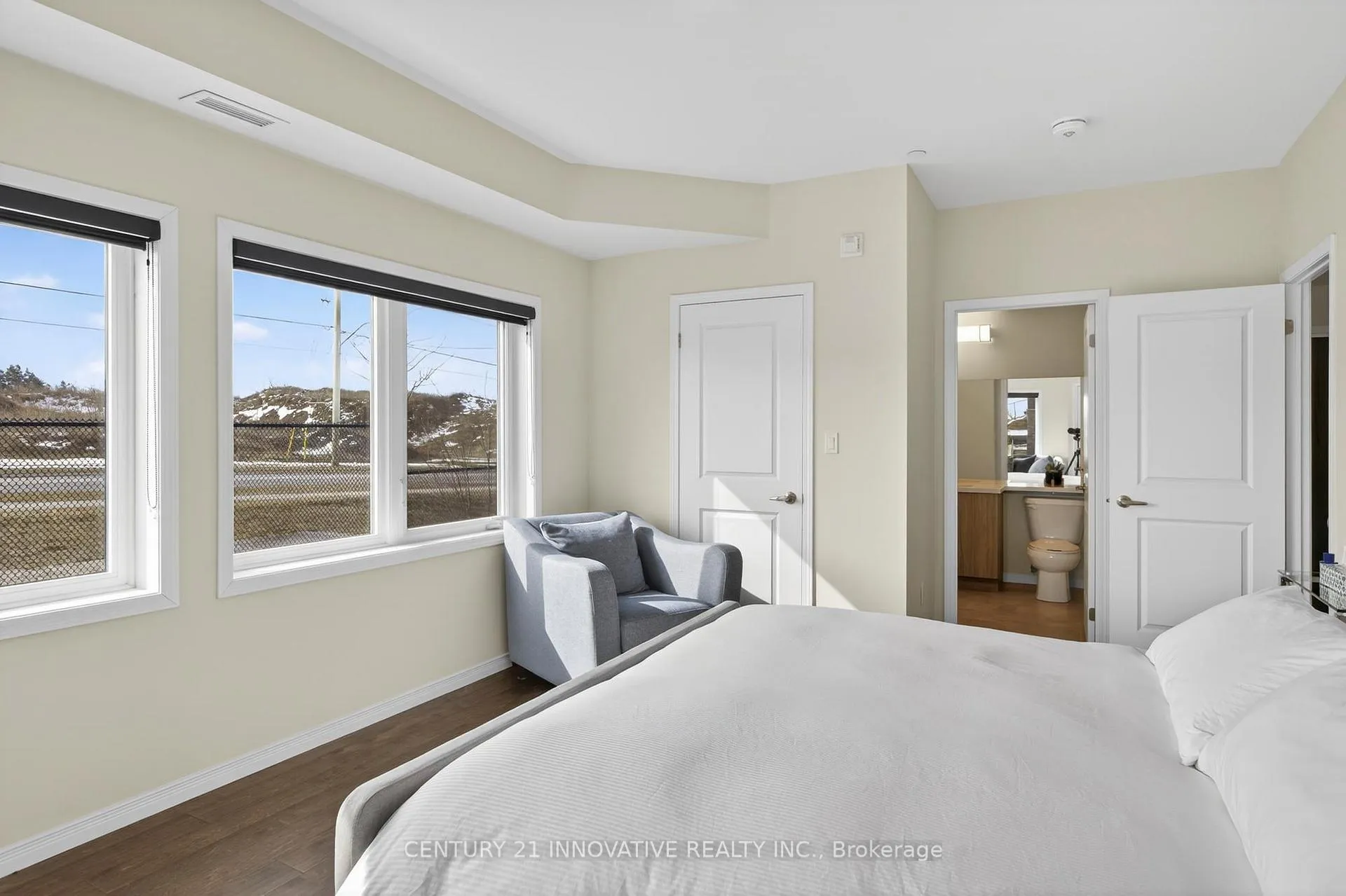 Photo 22 of Unit 210, 340 Florence Drive, Peterborough, Monaghan Ward 2 — HOMEH