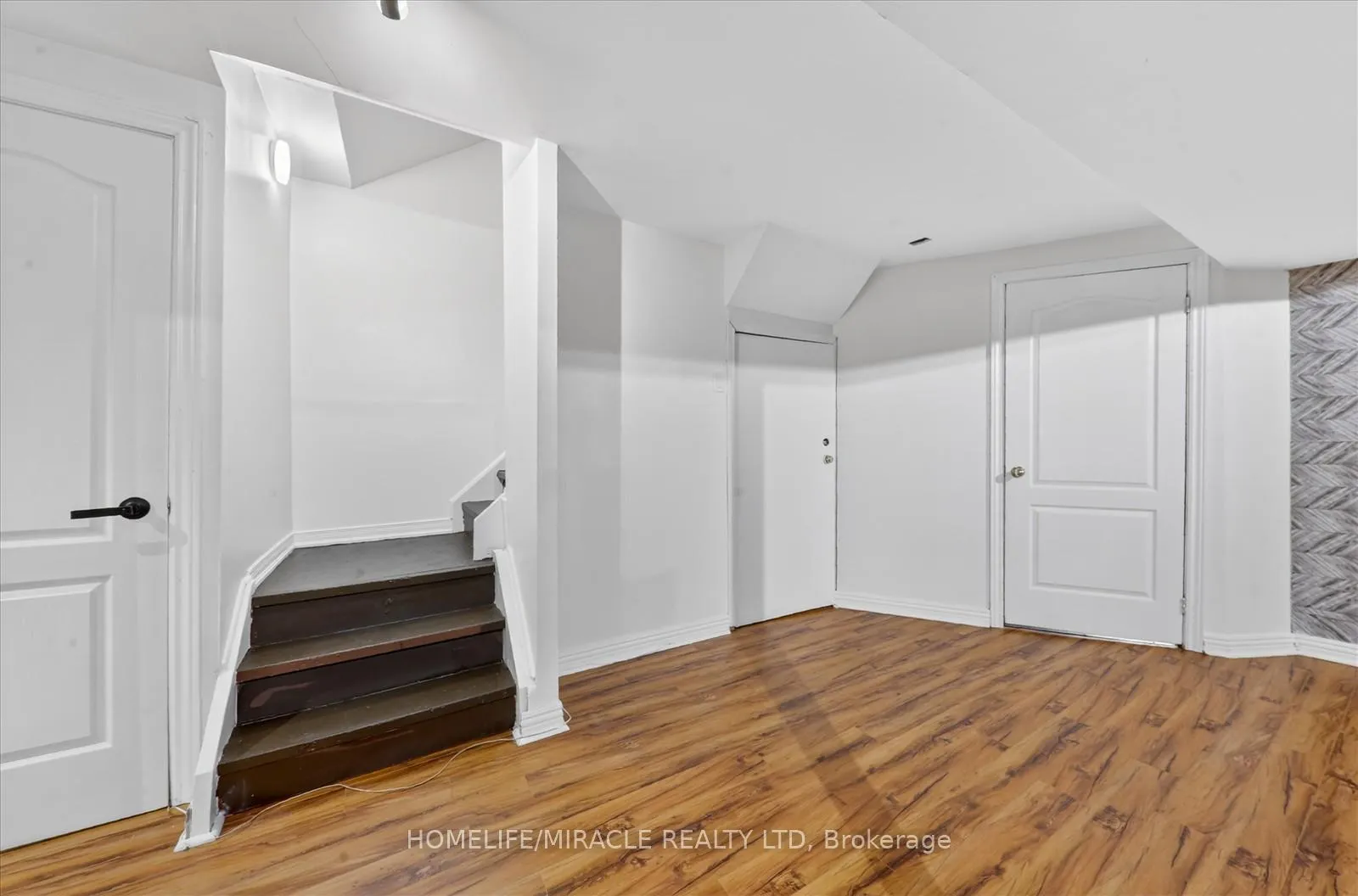 Photo 30 of 88 Reed Drive, Ajax, Central — HOMEH