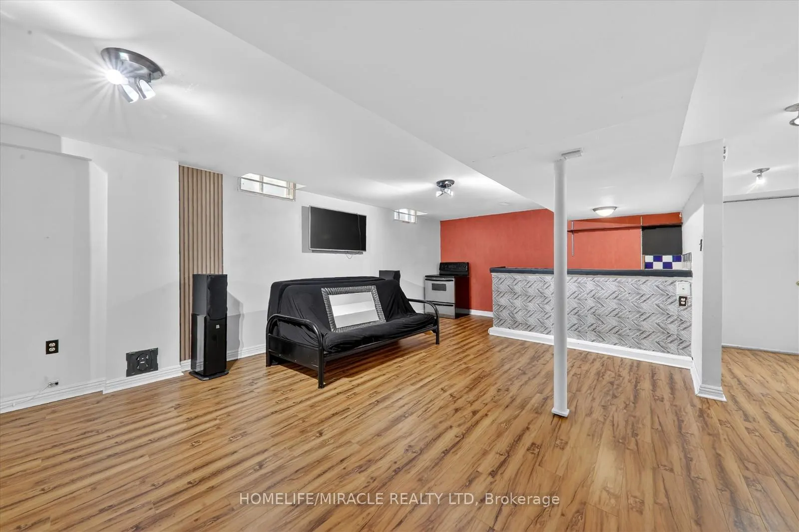 Photo 33 of 88 Reed Drive, Ajax, Central — HOMEH
