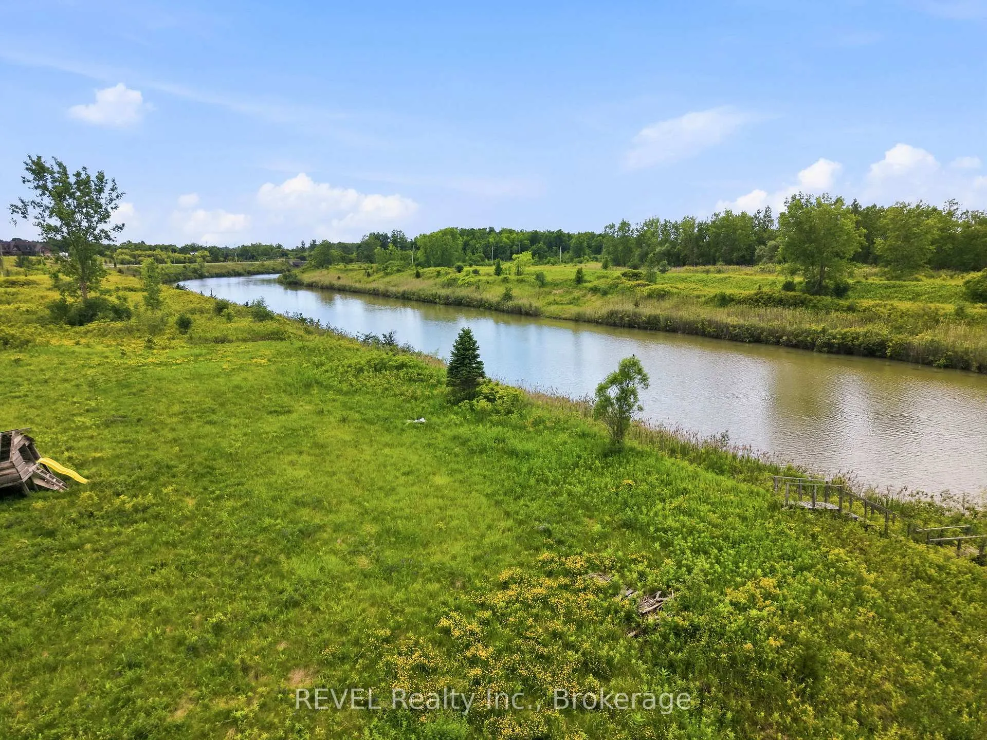 Photo 9 of 428 Biggar Road, Welland, Cooks Mills — HOMEH