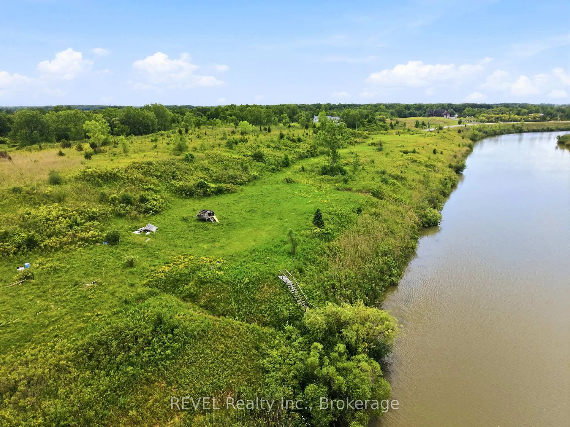 Photo 10 of 428 Biggar Road, Welland, Cooks Mills — HOMEH