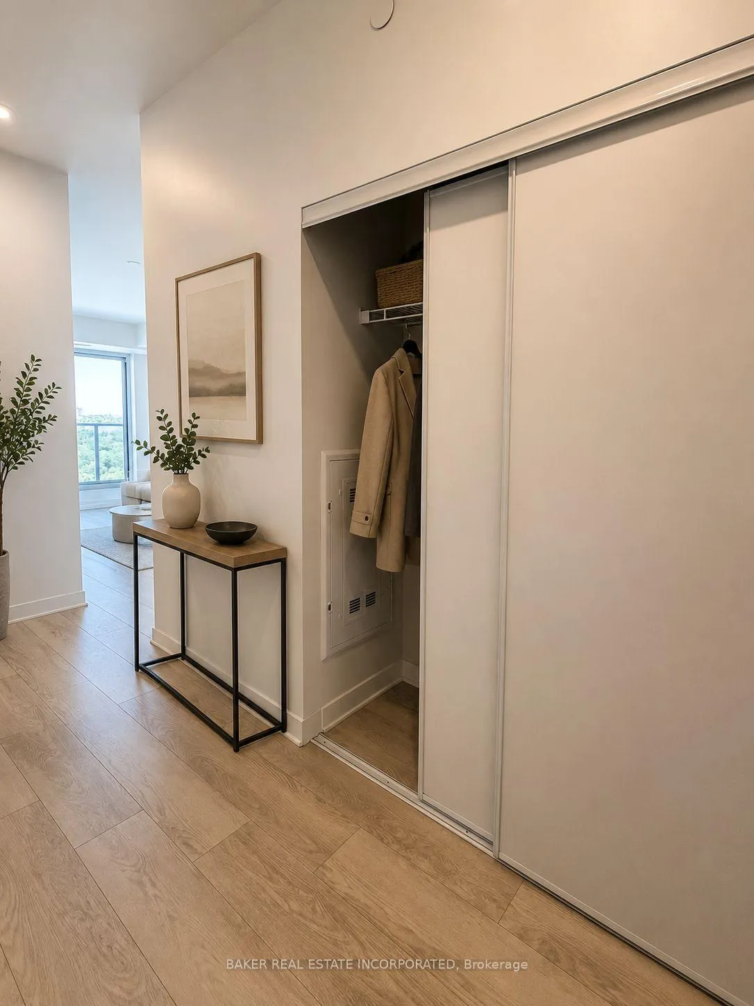 Photo 6 of Unit 1308, 10 Flavelle Trail, Vaughan, Steeles West Industrial — HOMEH