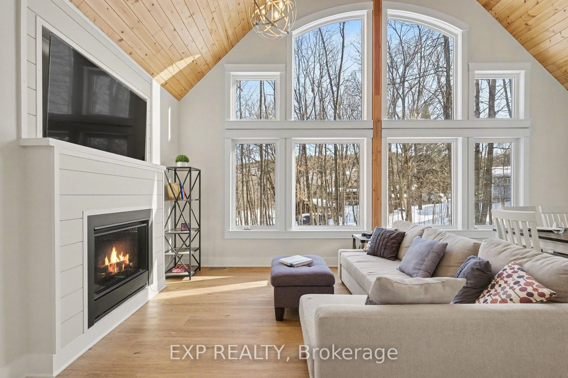Photo 8 of 20 Crestview Drive, Greater Madawaska, Greater Madawaska — HOMEH
