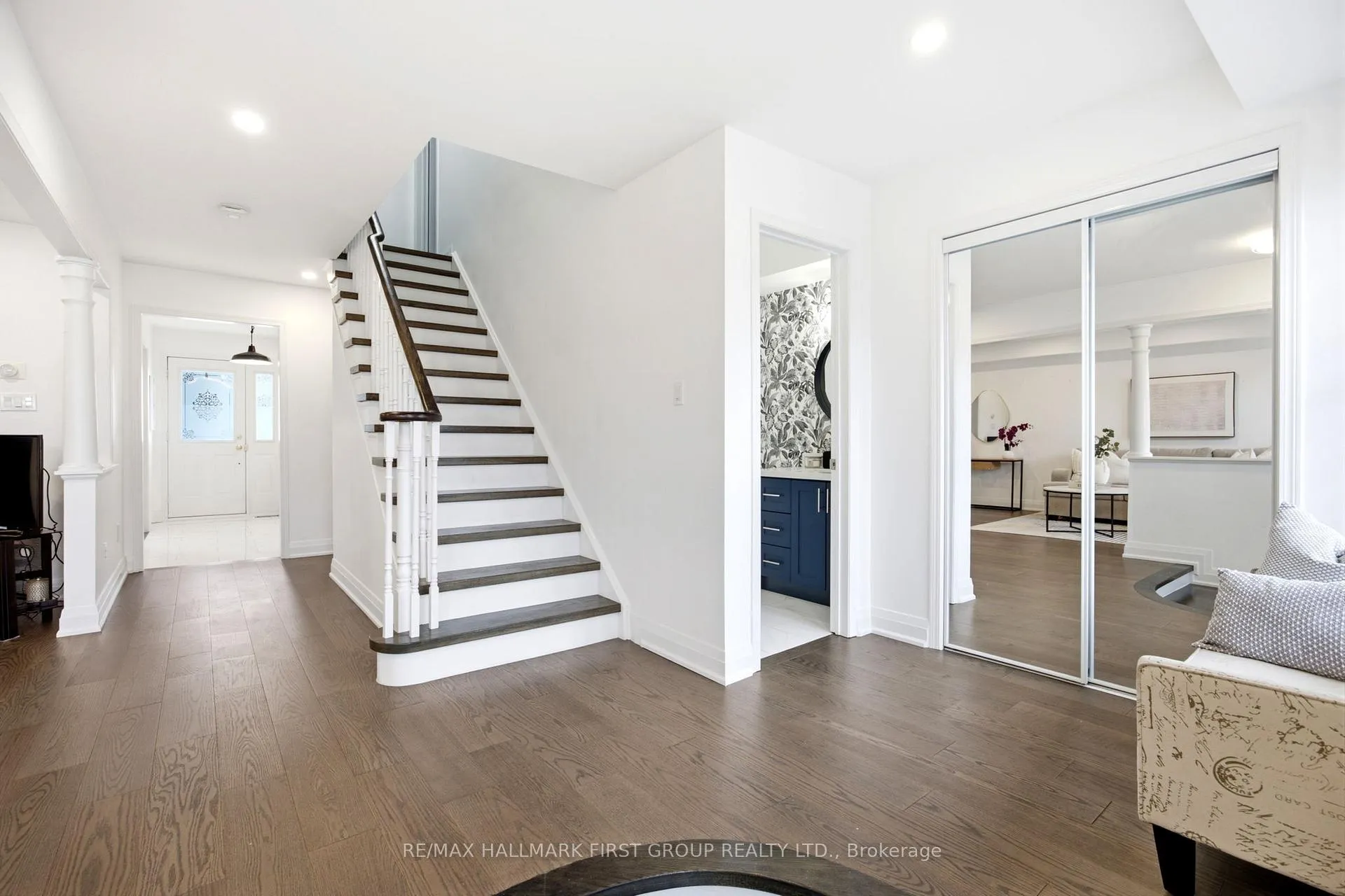 Photo 9 of 15 Windle Drive, Ajax, Central West — HOMEH