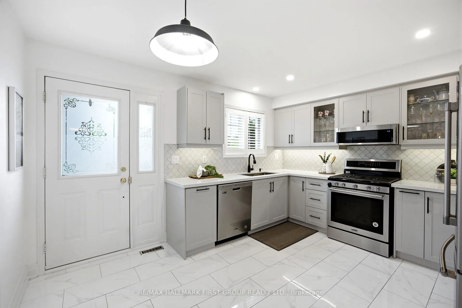 Photo 16 of 15 Windle Drive, Ajax, Central West — HOMEH