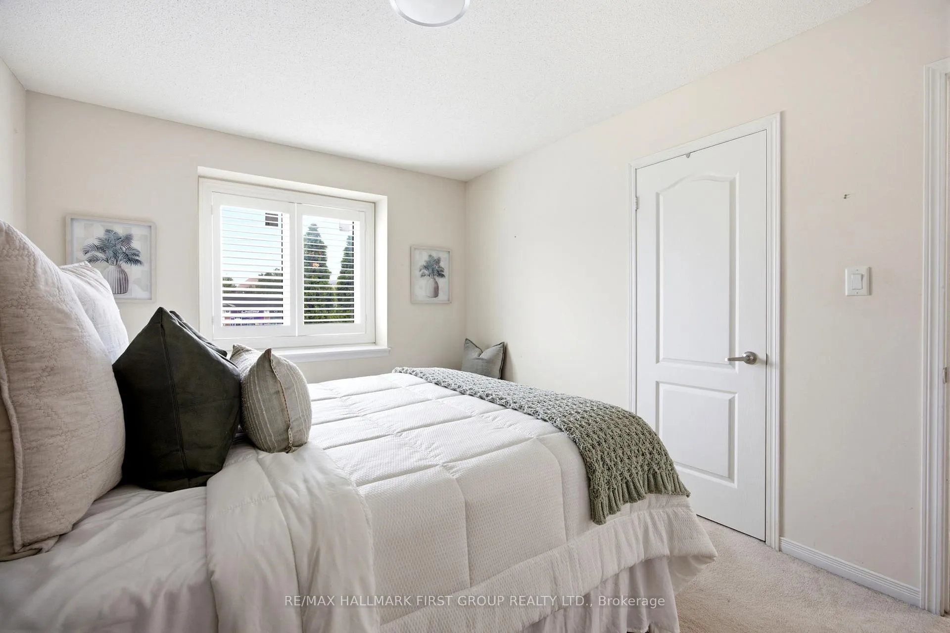 Photo 32 of 15 Windle Drive, Ajax, Central West — HOMEH
