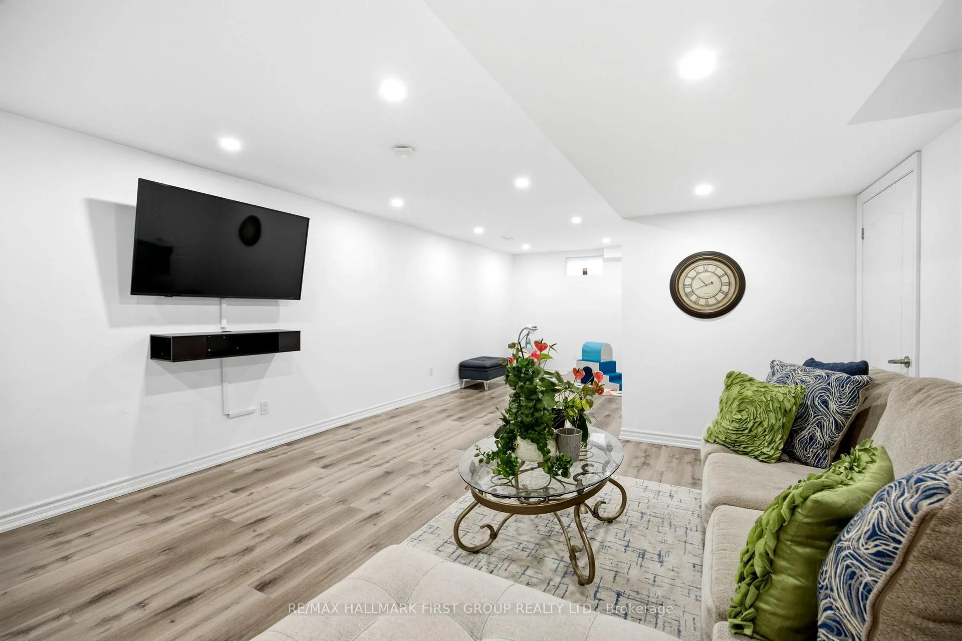 Photo 37 of 15 Windle Drive, Ajax, Central West — HOMEH