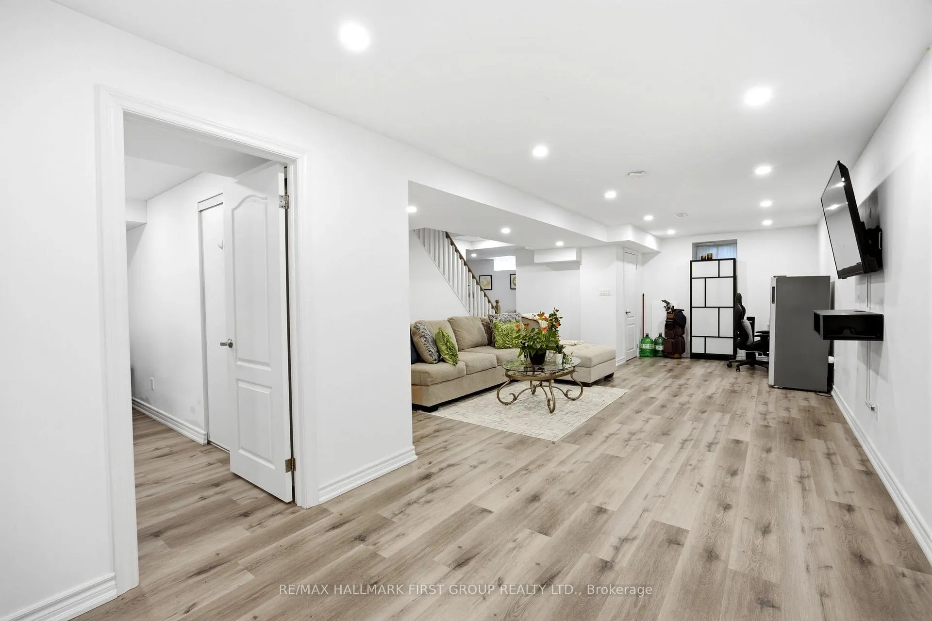 Photo 39 of 15 Windle Drive, Ajax, Central West — HOMEH