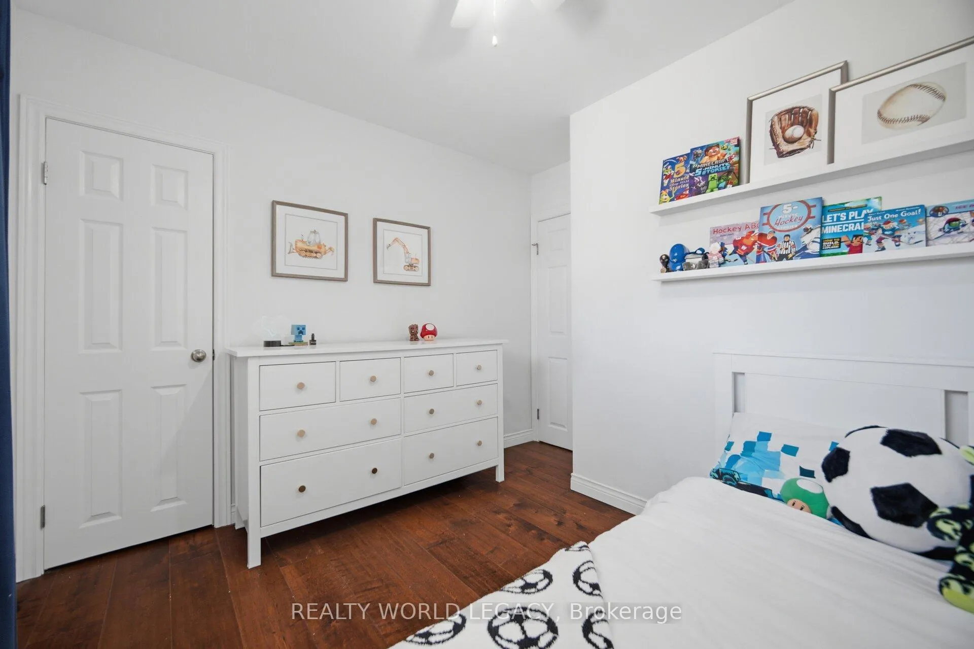 Photo 20 of 664 Upper Ottawa Street, Hamilton, Hampton Heights — HOMEH