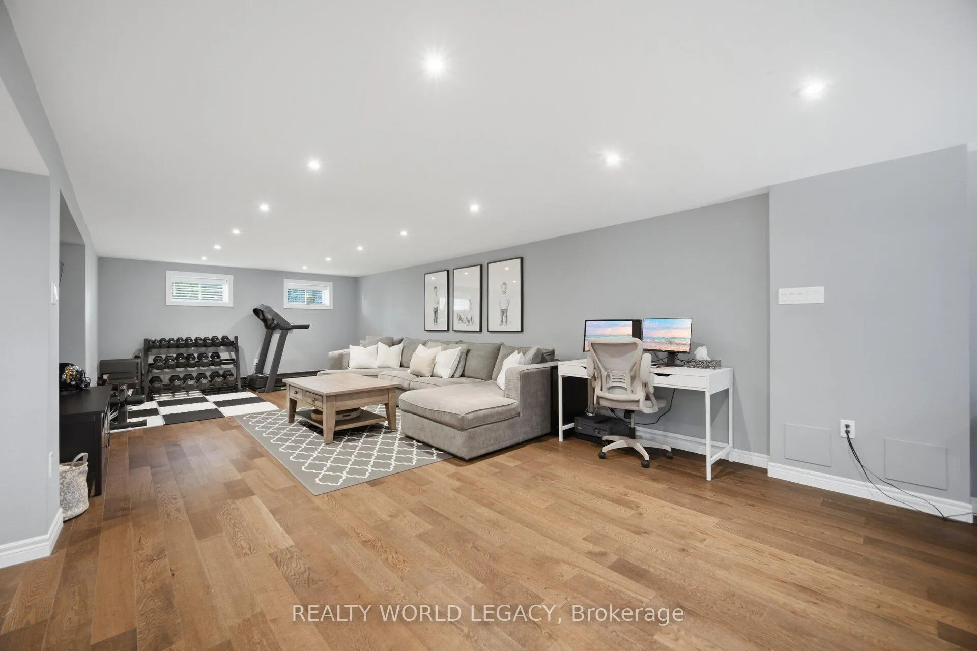 Photo 28 of 664 Upper Ottawa Street, Hamilton, Hampton Heights — HOMEH