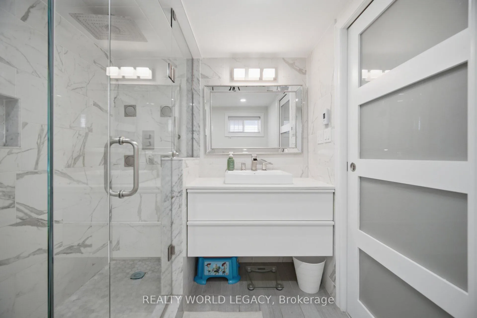 Photo 39 of 664 Upper Ottawa Street, Hamilton, Hampton Heights — HOMEH