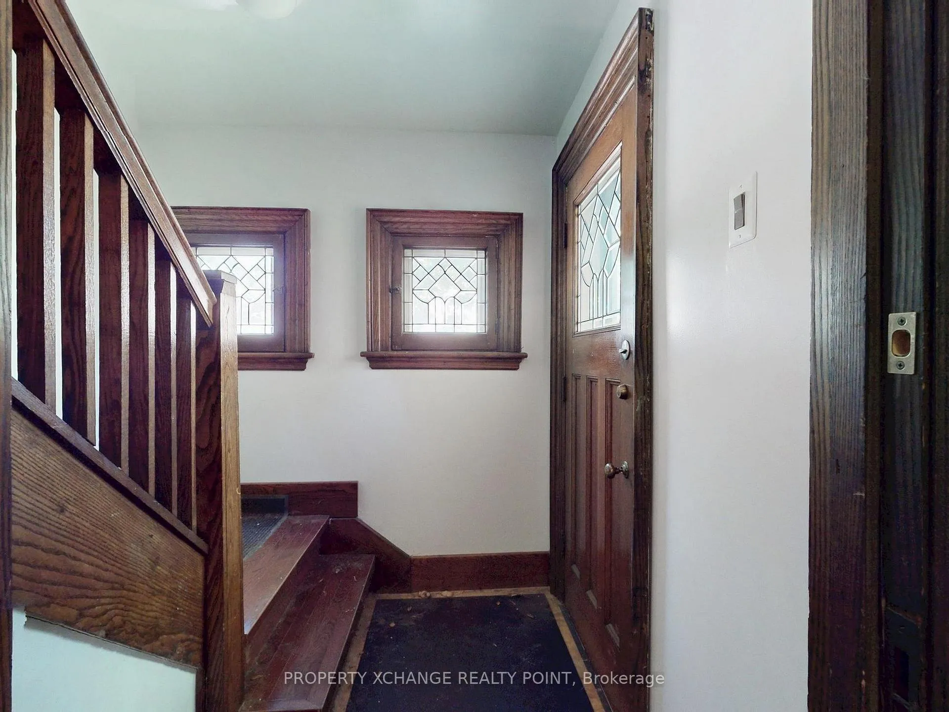 Photo 17 of 1408 King Street E, Hamilton, Delta — HOMEH