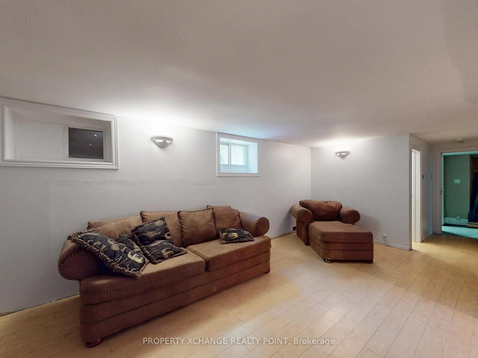 Photo 33 of 1408 King Street E, Hamilton, Delta — HOMEH