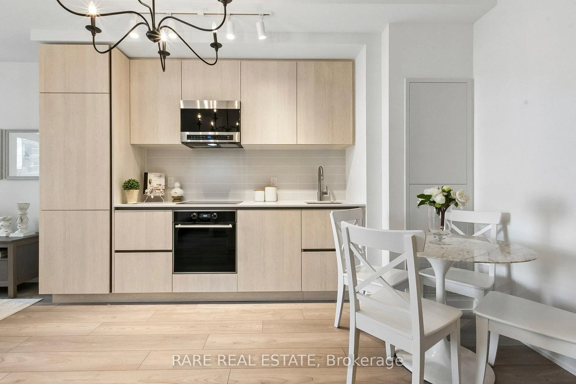Photo 7 of Unit 2603, 110 Broadway Avenue, Toronto, Mount Pleasant West — HOMEH