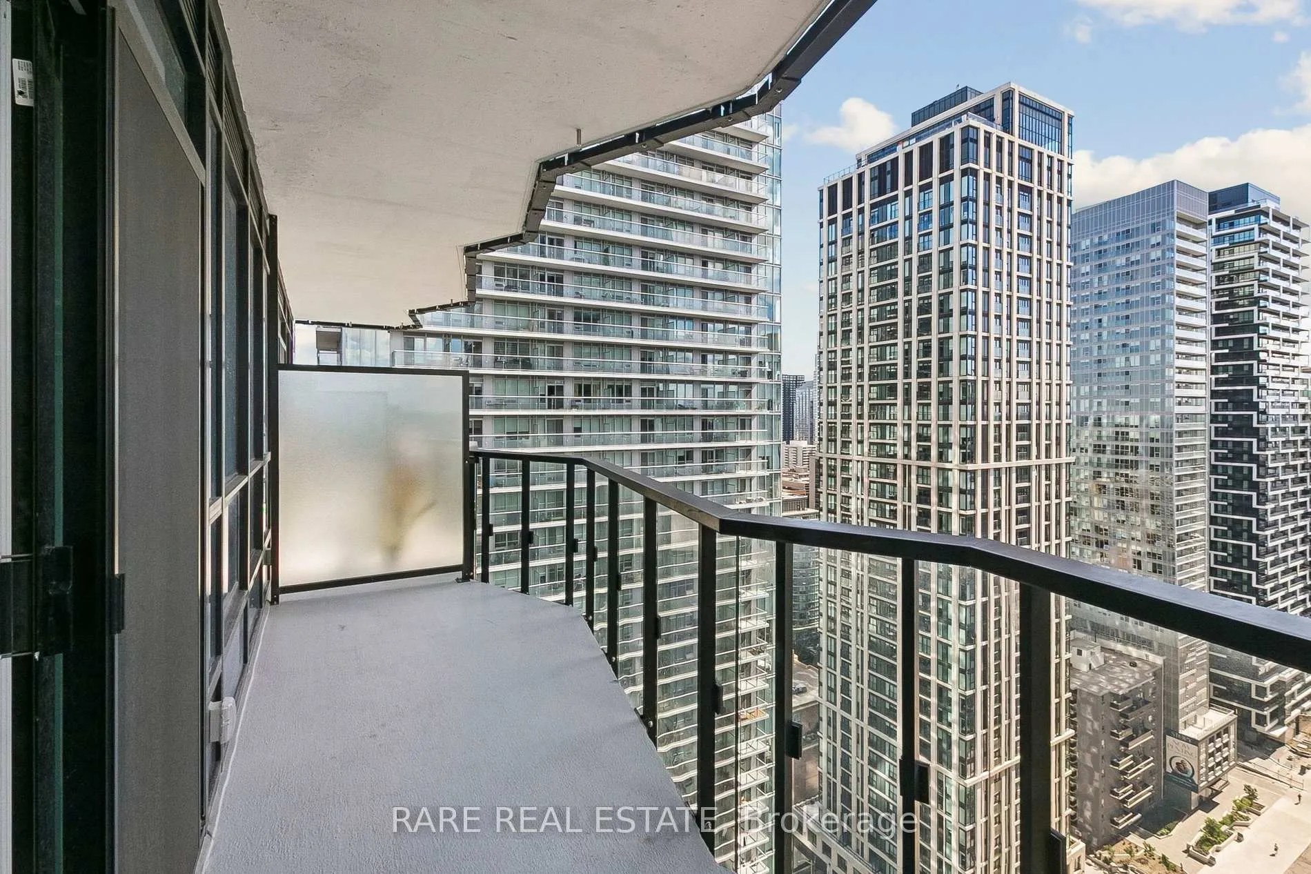 Photo 18 of Unit 2603, 110 Broadway Avenue, Toronto, Mount Pleasant West — HOMEH