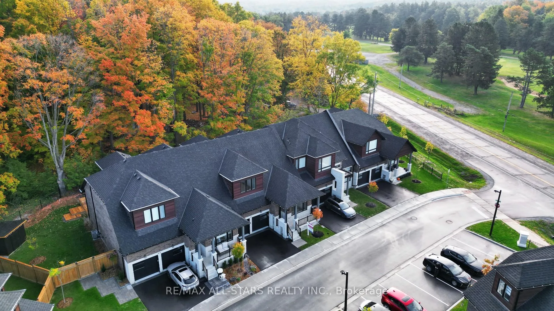 Photo 49 of 5 Vern Robertson Gate, Uxbridge — HOMEH