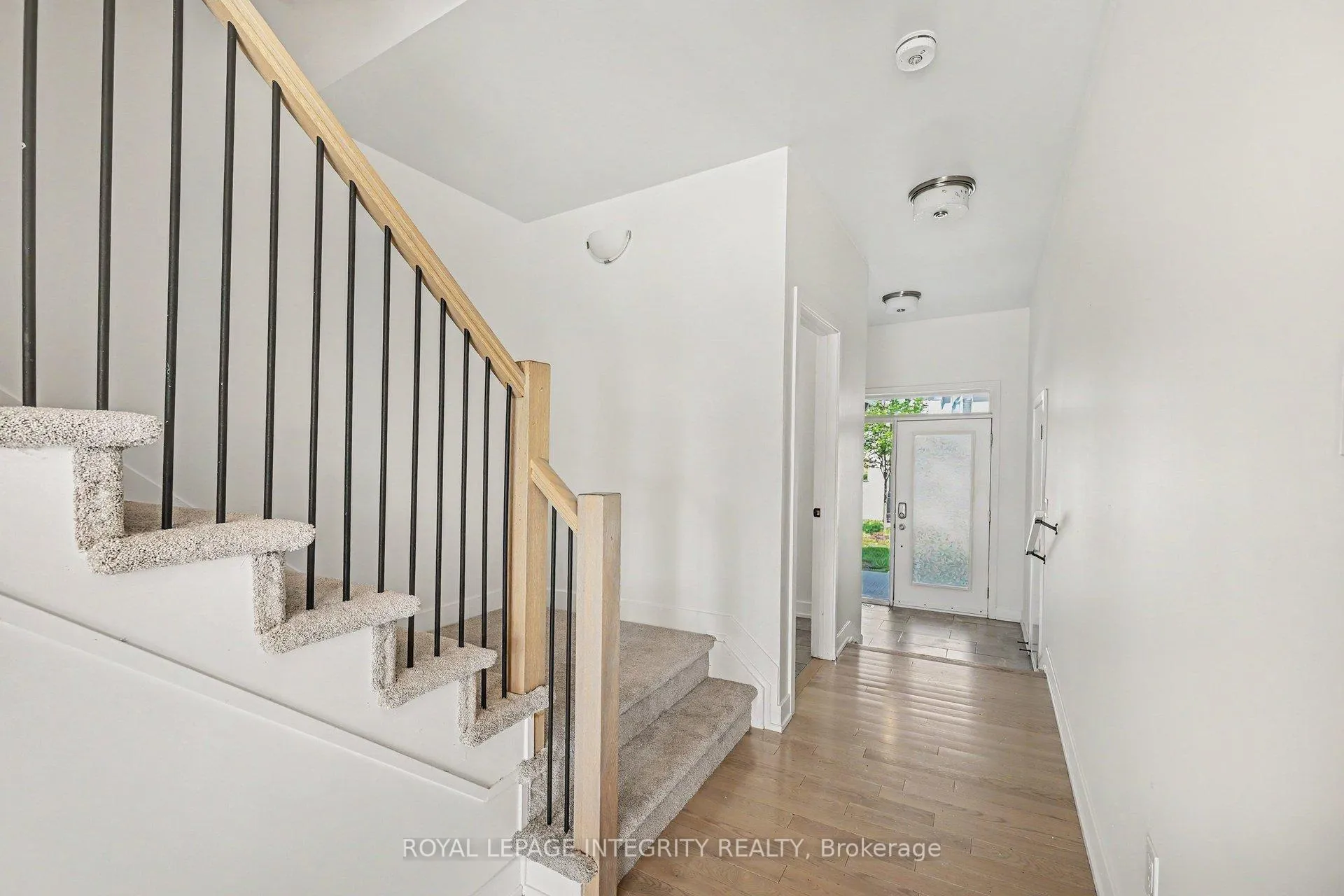 Photo 3 of 148 Thomas Street S, Arnprior, Arnprior — HOMEH